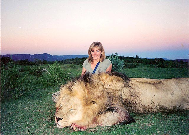 rebecca-francis-Lion-hunt