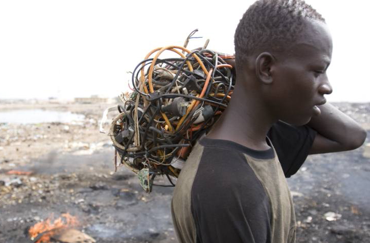 Déchets électroniques au Ghana