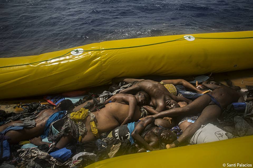 L'horreur des migrants, mourir en mer, est désormais le sort de milliers d'Africains